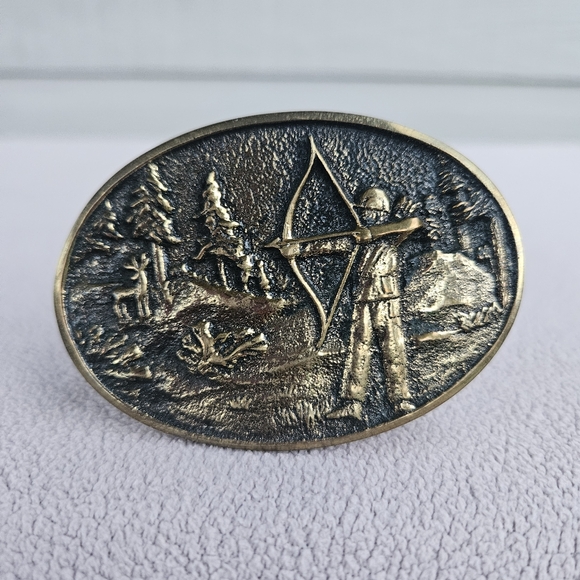 BTS Solid Brass Belt Buckle Archery Deer Hunting Hunter Woods Gold USA Made - Picture 2 of 10